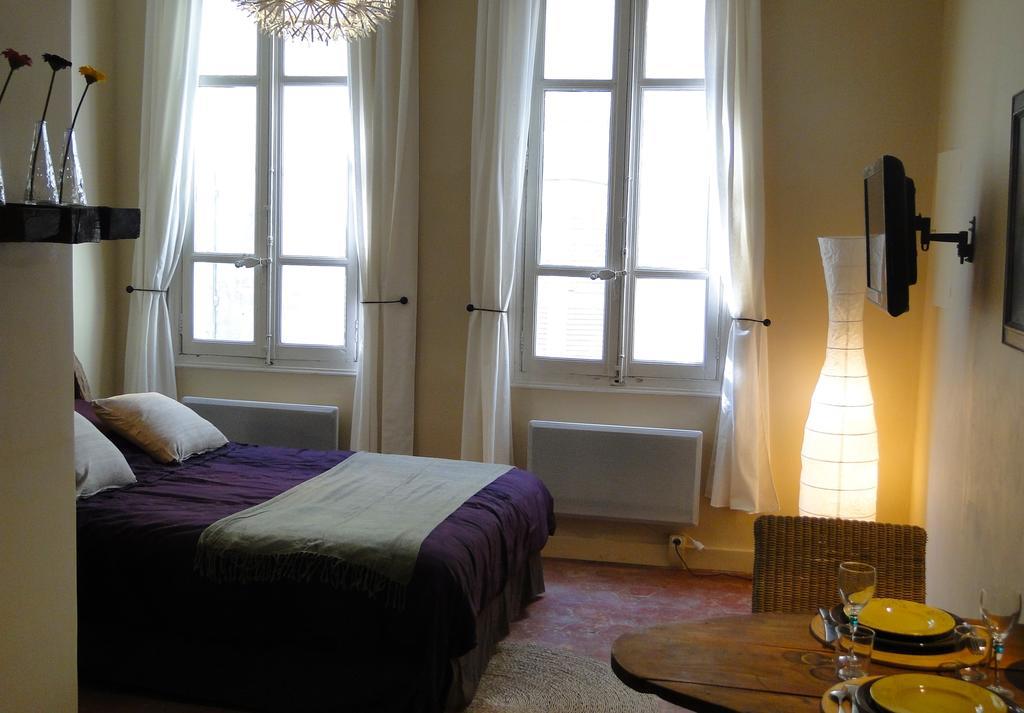 Apartament Les Remparts Awinion Zewnętrze zdjęcie