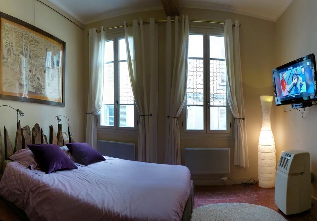 Apartament Les Remparts Awinion Zewnętrze zdjęcie